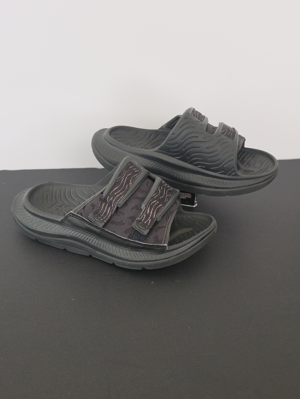 Hoka Ora Luxe Women's Black Dual-Strap Slide Sandals Size 5